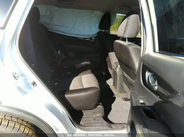 JN8AT2MV7HW272894 2017 NISSAN ROGUE - Image 8