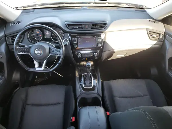 JN8AT2MV7HW273964 2017 NISSAN ROGUE - Image 8