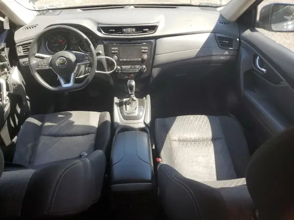 JN8AT2MV7HW274810 2017 NISSAN ROGUE - Image 8