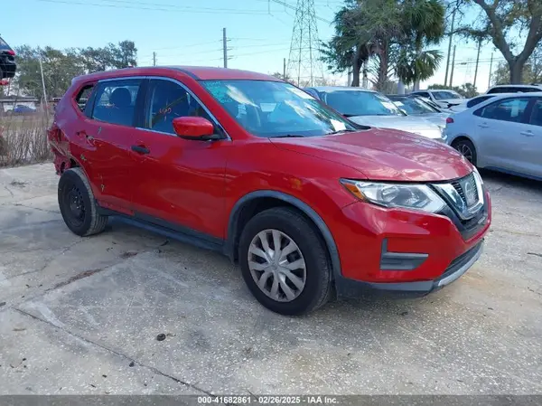 JN8AT2MV7HW275133 2017 NISSAN ROGUE - Image 1
