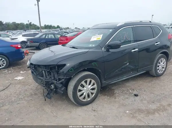 JN8AT2MV7HW275343 2017 NISSAN ROGUE - Image 2
