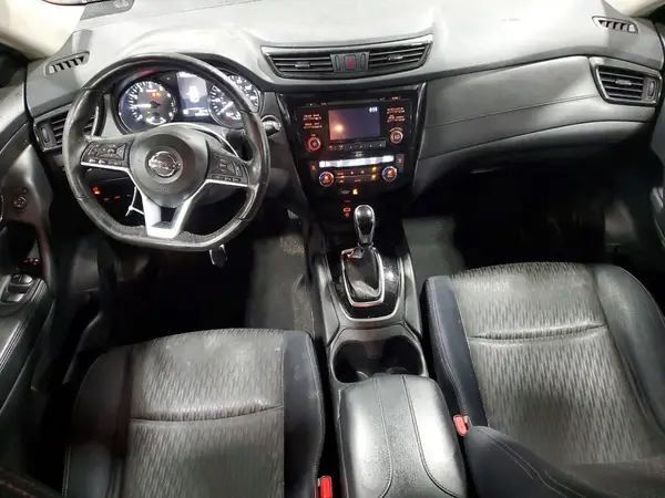 JN8AT2MV7HW275973 2017 NISSAN ROGUE - Image 8