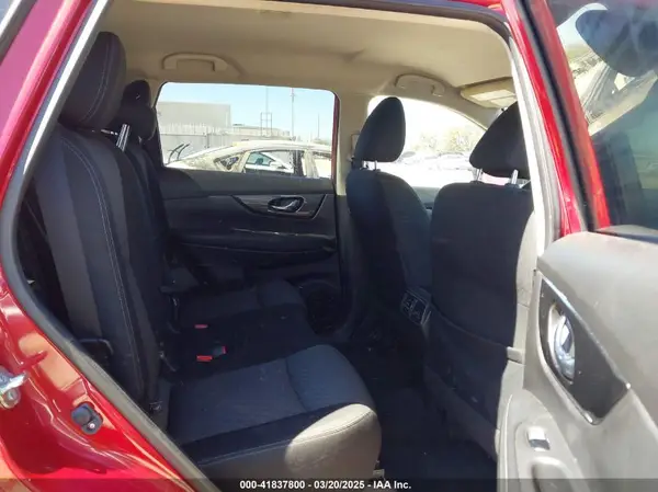 JN8AT2MV7HW277674 2017 NISSAN ROGUE - Image 8