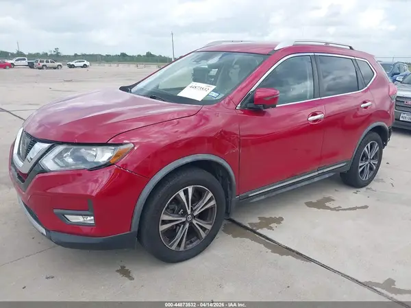 JN8AT2MV7HW281773 2017 NISSAN ROGUE - Image 2