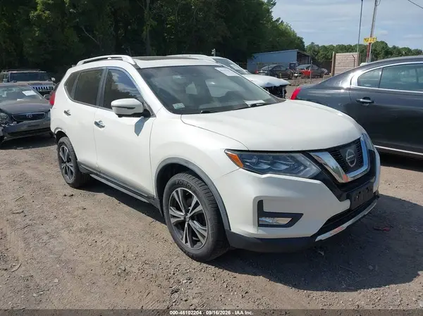 JN8AT2MV7HW283037 2017 NISSAN ROGUE - Image 1
