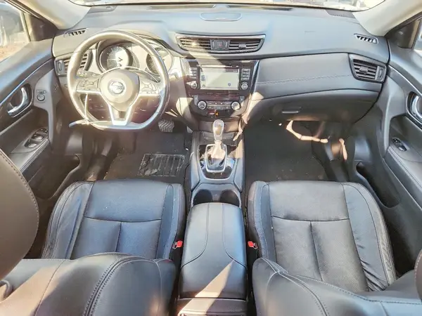 JN8AT2MV7HW283989 2017 NISSAN ROGUE - Image 8