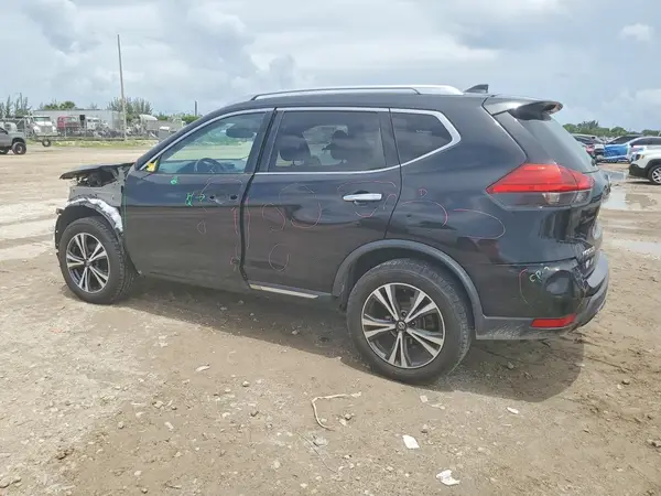 JN8AT2MV7HW285211 2017 NISSAN ROGUE - Image 2