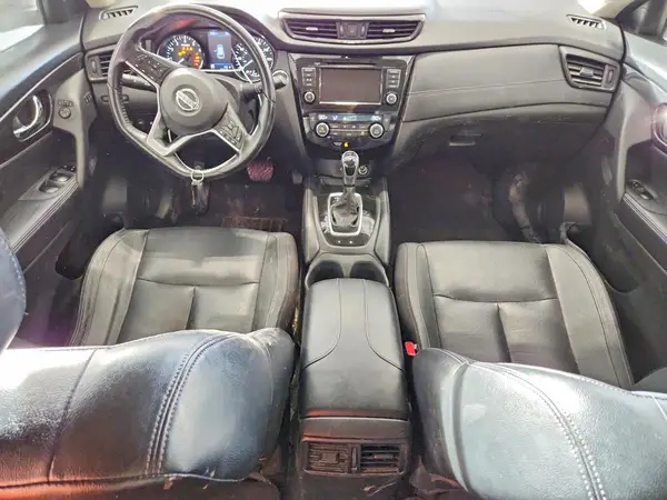 JN8AT2MV7JW301672 2018 NISSAN ROGUE - Image 8