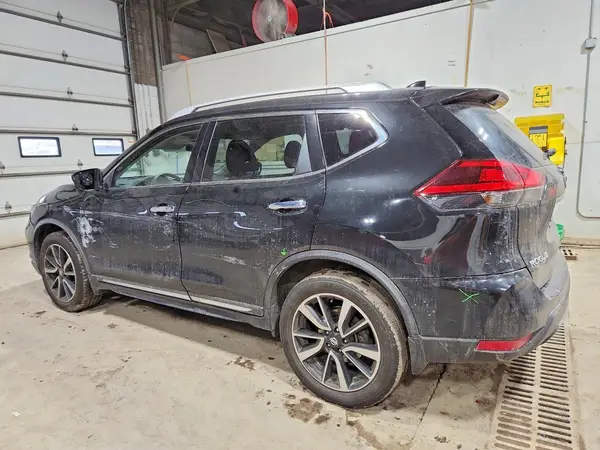 JN8AT2MV7JW302756 2018 NISSAN ROGUE - Image 2