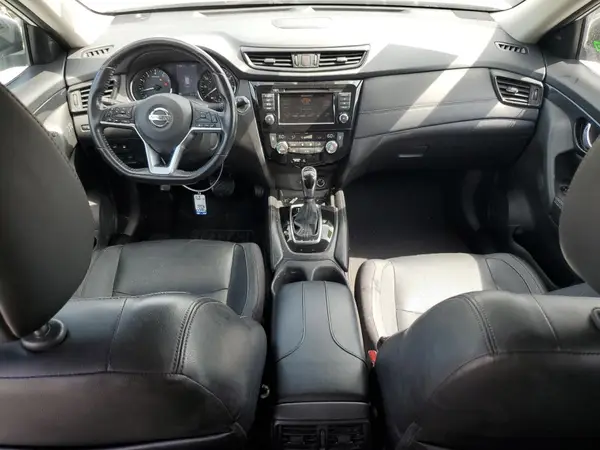 JN8AT2MV7JW302773 2018 NISSAN ROGUE - Image 8
