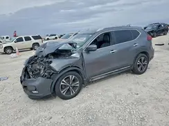 JN8AT2MV7JW305592 2018 NISSAN ROGUE