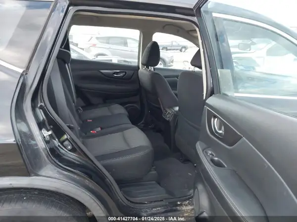 JN8AT2MV7JW307228 2018 NISSAN ROGUE - Image 8
