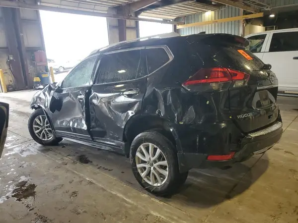 JN8AT2MV7JW315135 2018 NISSAN ROGUE - Image 2