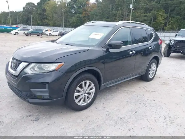 JN8AT2MV7JW315412 2018 NISSAN ROGUE - Image 2