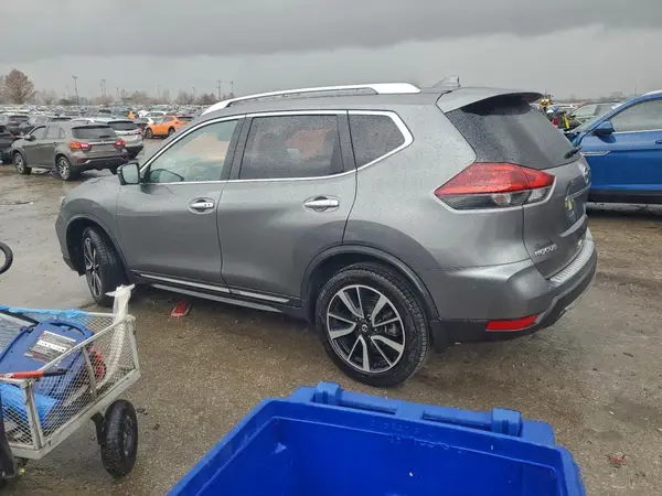 JN8AT2MV7JW315782 2018 NISSAN ROGUE - Image 2