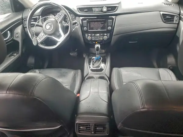 JN8AT2MV7JW315782 2018 NISSAN ROGUE - Image 8