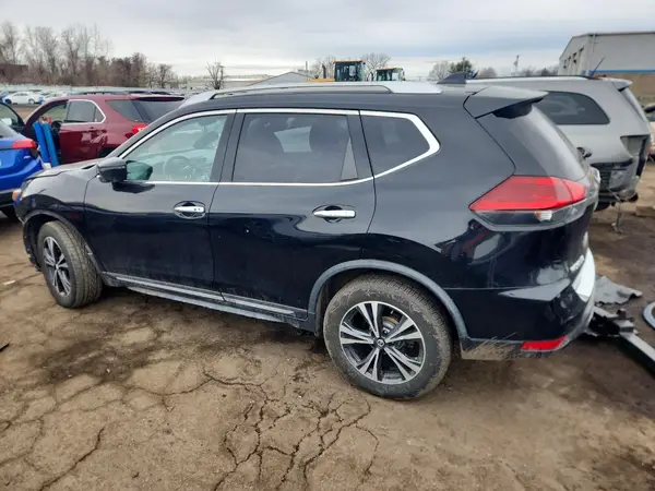 JN8AT2MV7JW319654 2018 NISSAN ROGUE - Image 2