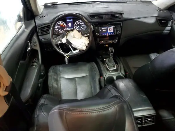 JN8AT2MV7JW323218 2018 NISSAN ROGUE - Image 8