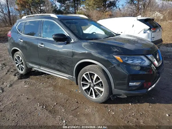 JN8AT2MV7JW327270 2018 NISSAN ROGUE - Image 1