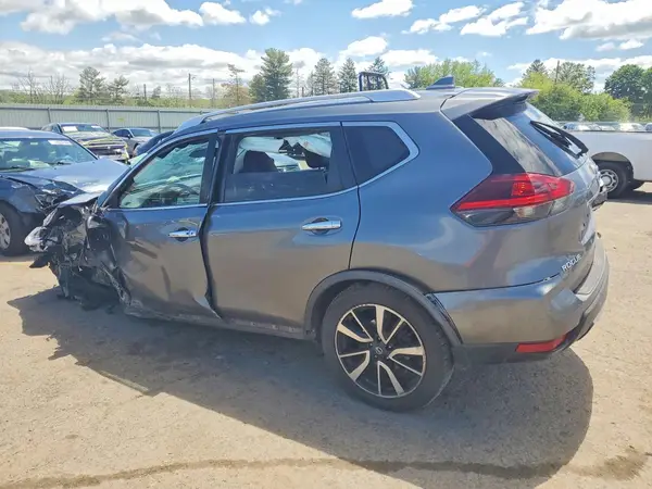 JN8AT2MV7JW329651 2018 NISSAN ROGUE - Image 2
