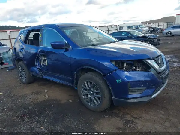 JN8AT2MV7JW341914 2018 NISSAN ROGUE - Image 1