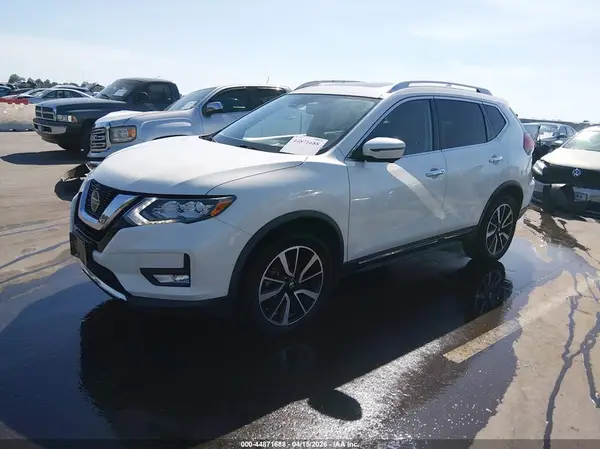 JN8AT2MV7JW342173 2018 NISSAN ROGUE - Image 2