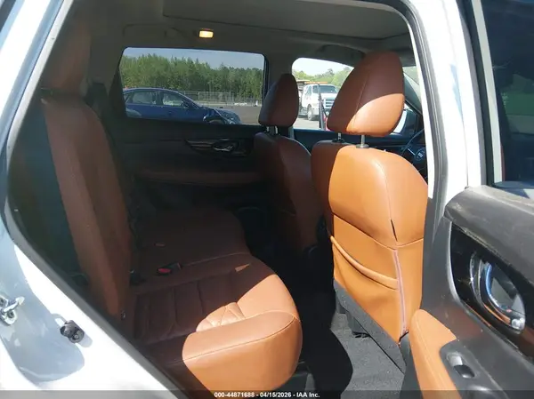JN8AT2MV7JW342173 2018 NISSAN ROGUE - Image 8