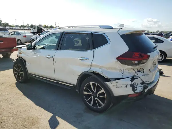 JN8AT2MV7JW342867 2018 NISSAN ROGUE - Image 2