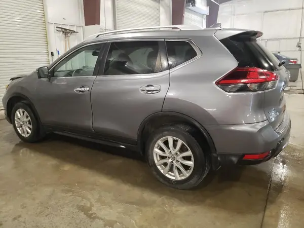 JN8AT2MV7JW343663 2018 NISSAN ROGUE - Image 2