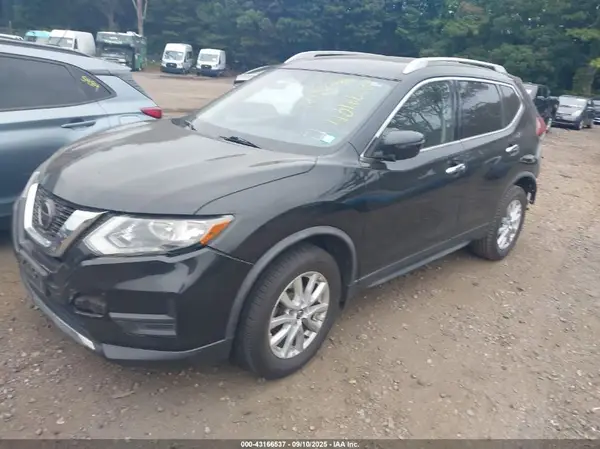 JN8AT2MV7JW347518 2018 NISSAN ROGUE - Image 2