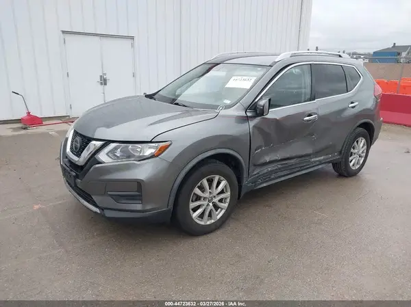 JN8AT2MV7JW348684 2018 NISSAN ROGUE - Image 2