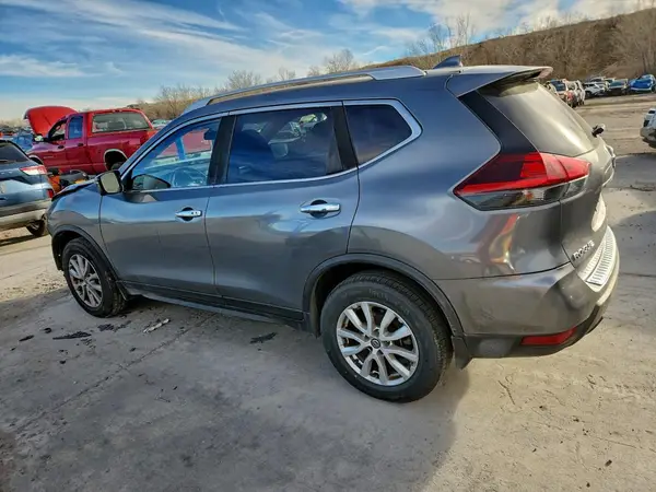 JN8AT2MV7JW348782 2018 NISSAN ROGUE - Image 2