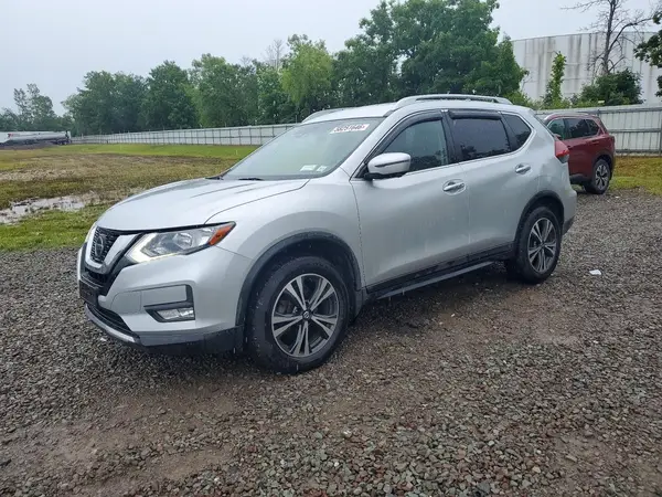 JN8AT2MV7KW370668 2019 NISSAN ROGUE - Image 1