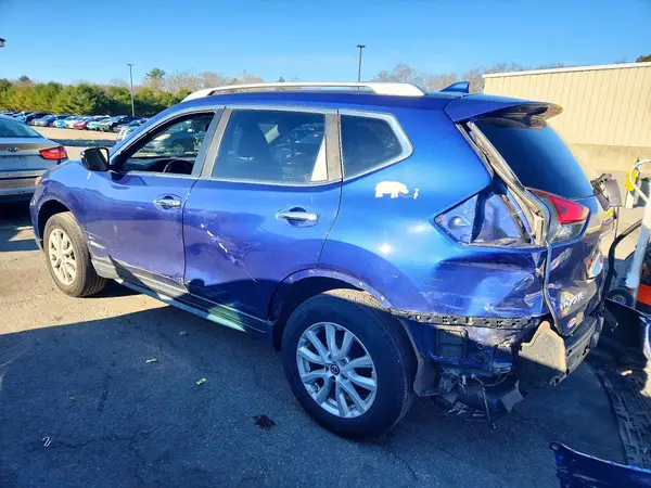 JN8AT2MV7KW375711 2019 NISSAN ROGUE - Image 2
