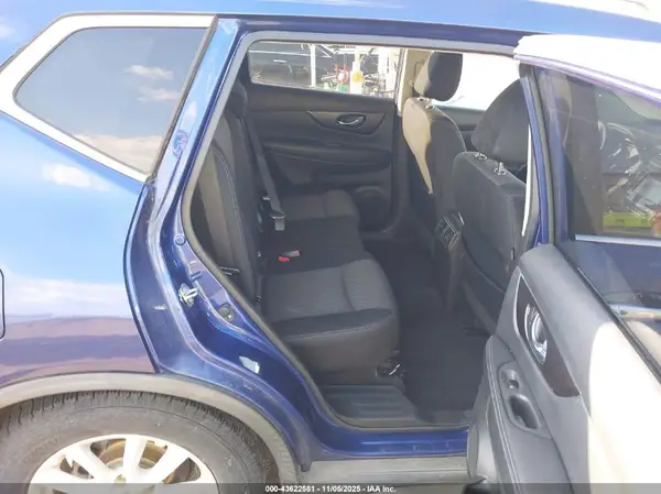 JN8AT2MV7KW378771 2019 NISSAN ROGUE - Image 8