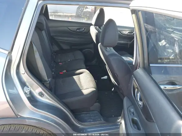 JN8AT2MV7KW379662 2019 NISSAN ROGUE - Image 8