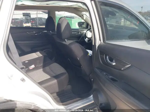 JN8AT2MV7KW379886 2019 NISSAN ROGUE - Image 8