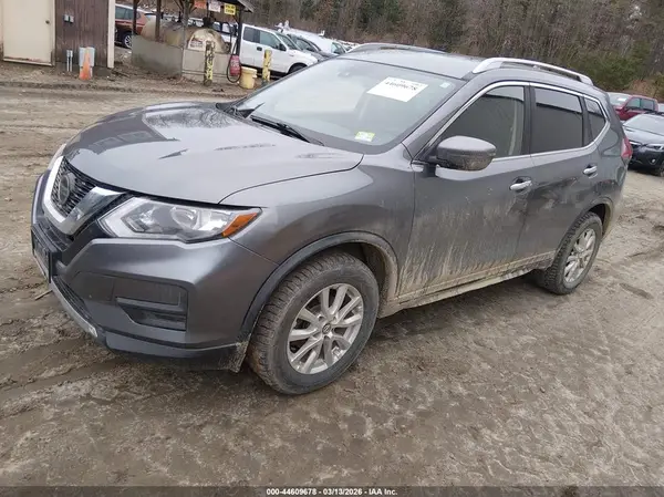 JN8AT2MV7KW381315 2019 NISSAN ROGUE - Image 2