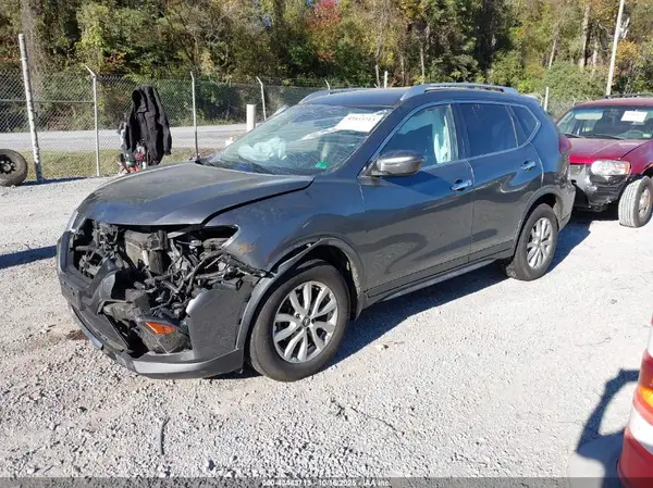 JN8AT2MV7KW385204 2019 NISSAN ROGUE - Image 2