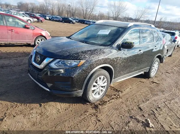 JN8AT2MV7KW388037 2019 NISSAN ROGUE - Image 2