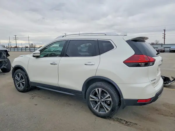 JN8AT2MV7KW388040 2019 NISSAN ROGUE - Image 2