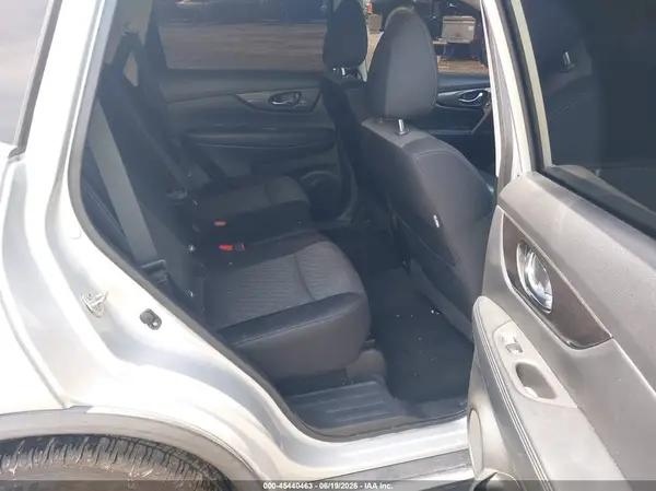 JN8AT2MV7KW389334 2019 NISSAN ROGUE - Image 8