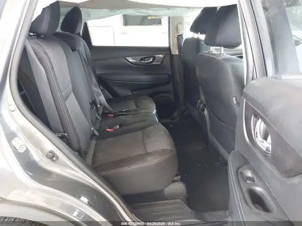 JN8AT2MV7KW390189 2019 NISSAN ROGUE - Image 8