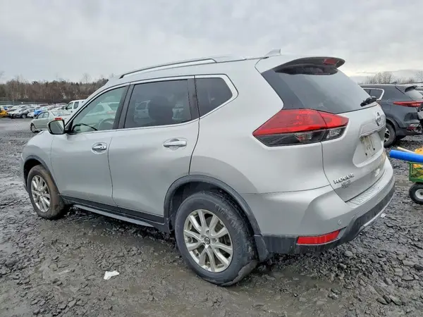 JN8AT2MV7KW390287 2019 NISSAN ROGUE - Image 2