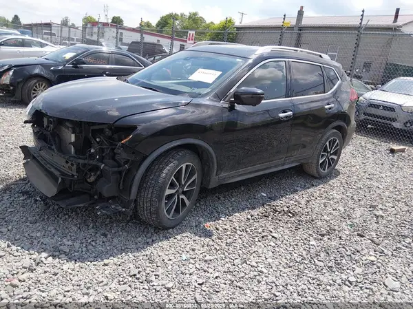 JN8AT2MV7KW391665 2019 NISSAN ROGUE - Image 2