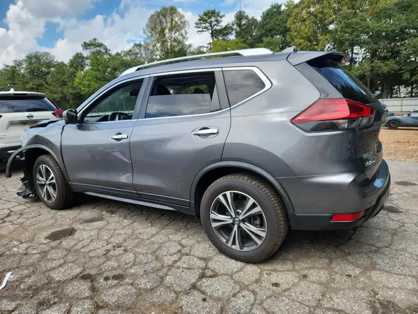 JN8AT2MV7KW393285 2019 NISSAN ROGUE - Image 2