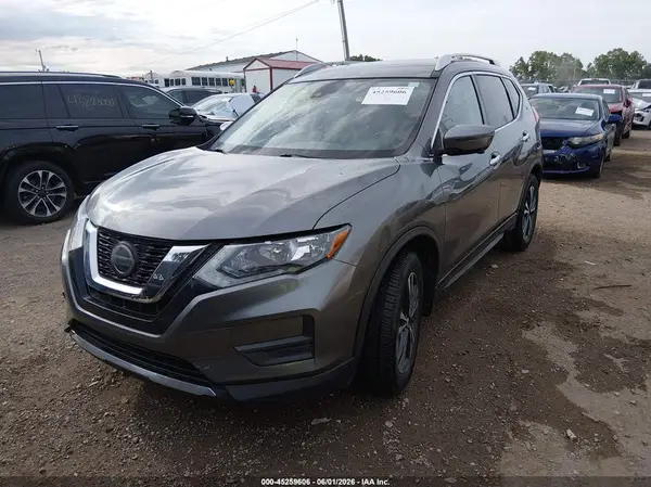 JN8AT2MV7KW397529 2019 NISSAN ROGUE - Image 2