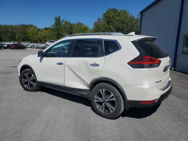 JN8AT2MV7KW398793 2019 NISSAN ROGUE - Image 2