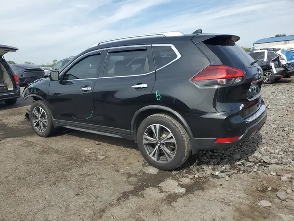 JN8AT2MV7KW398888 2019 NISSAN ROGUE - Image 2