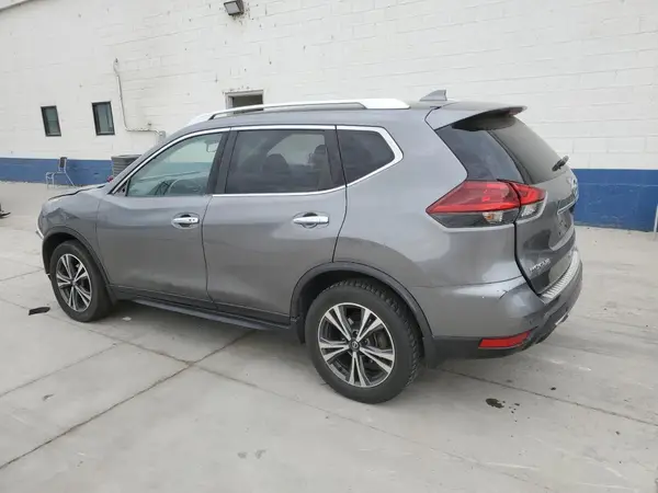 JN8AT2MV7KW402423 2019 NISSAN ROGUE - Image 2